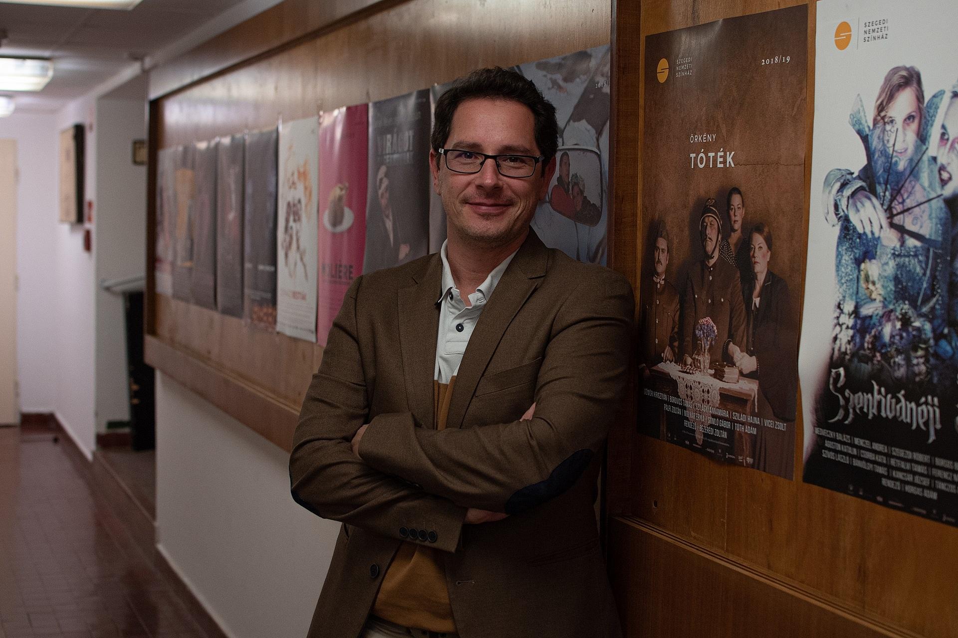 A művészet a válasz – beszélgetés Barnák Lászlóval hír képe A művészet a válasz – beszélgetés Barnák Lászlóval hír képe