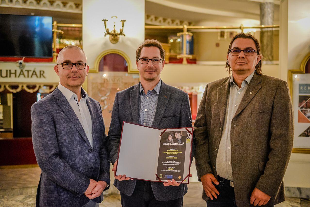 Barnák László: A milliós adomány a közönség töretlen bizalmának jele hír képe Barnák László: A milliós adomány a közönség töretlen bizalmának jele hír képe