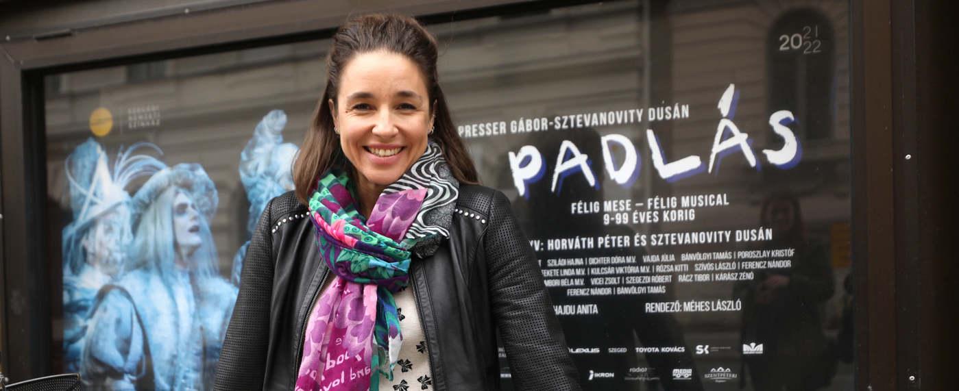 Csoda történik ég és föld között 1 Csoda történik ég és föld között 1