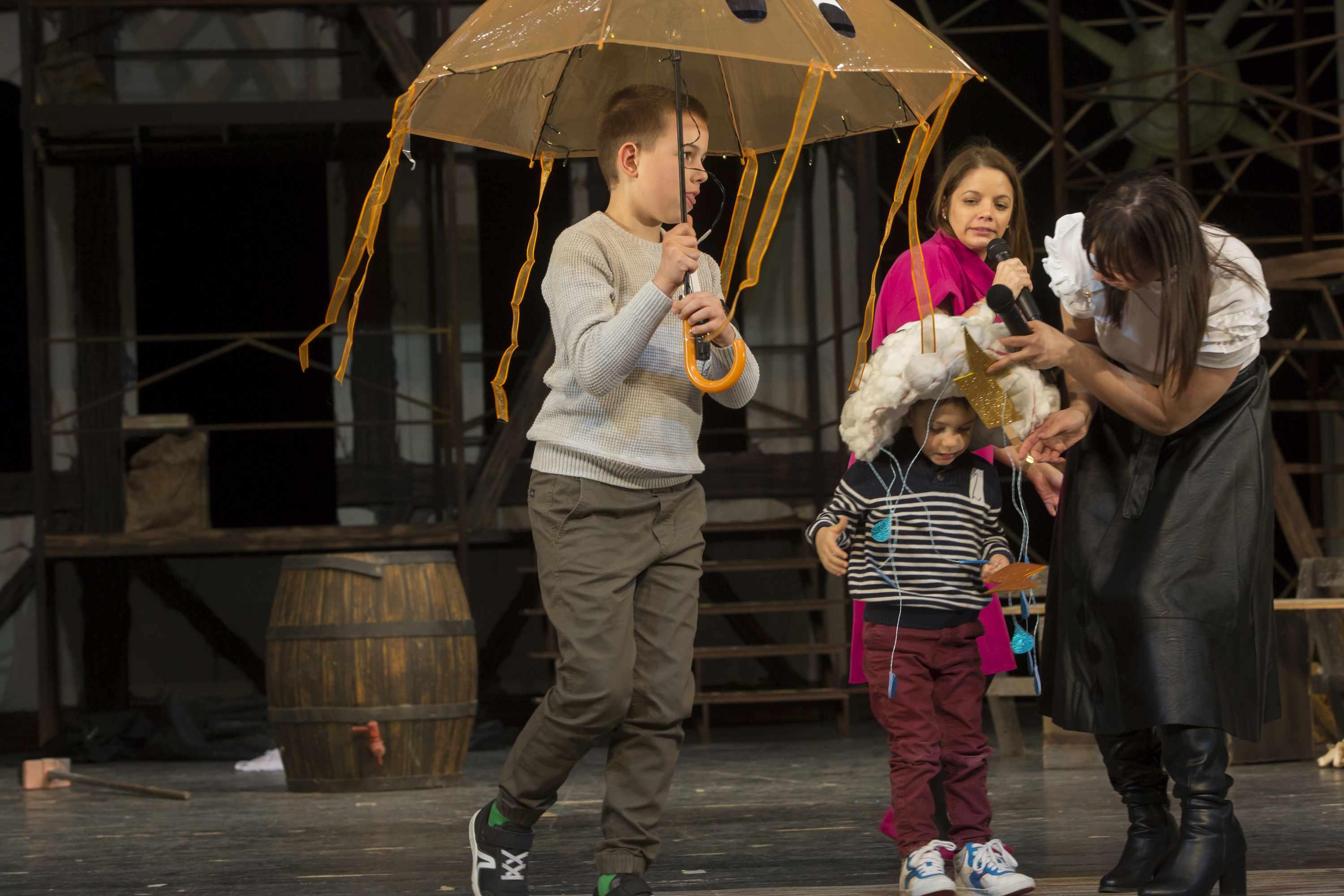 Jelmezverseny a színházban 1 Jelmezverseny a színházban 1