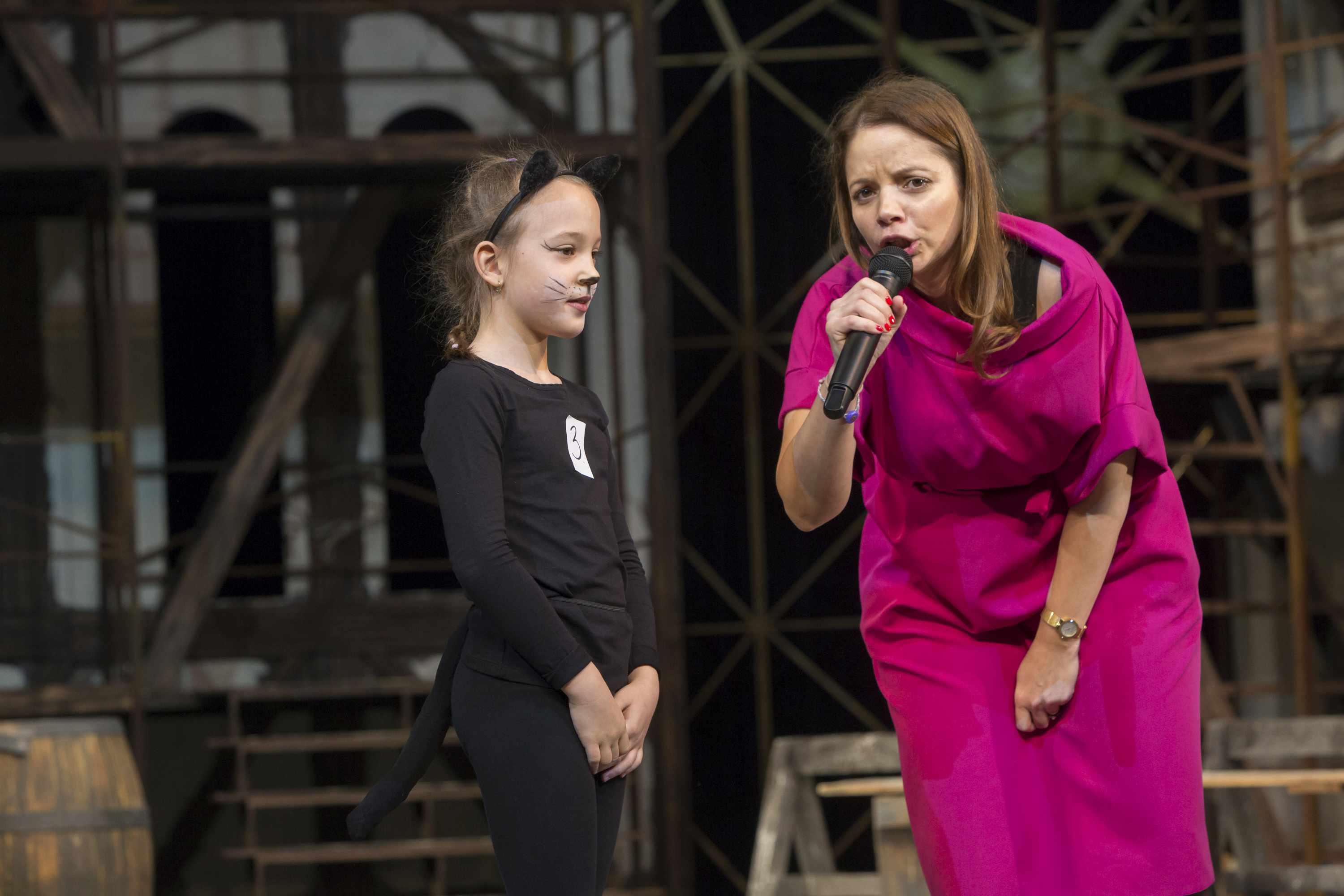 Jelmezverseny a színházban 2 Jelmezverseny a színházban 2