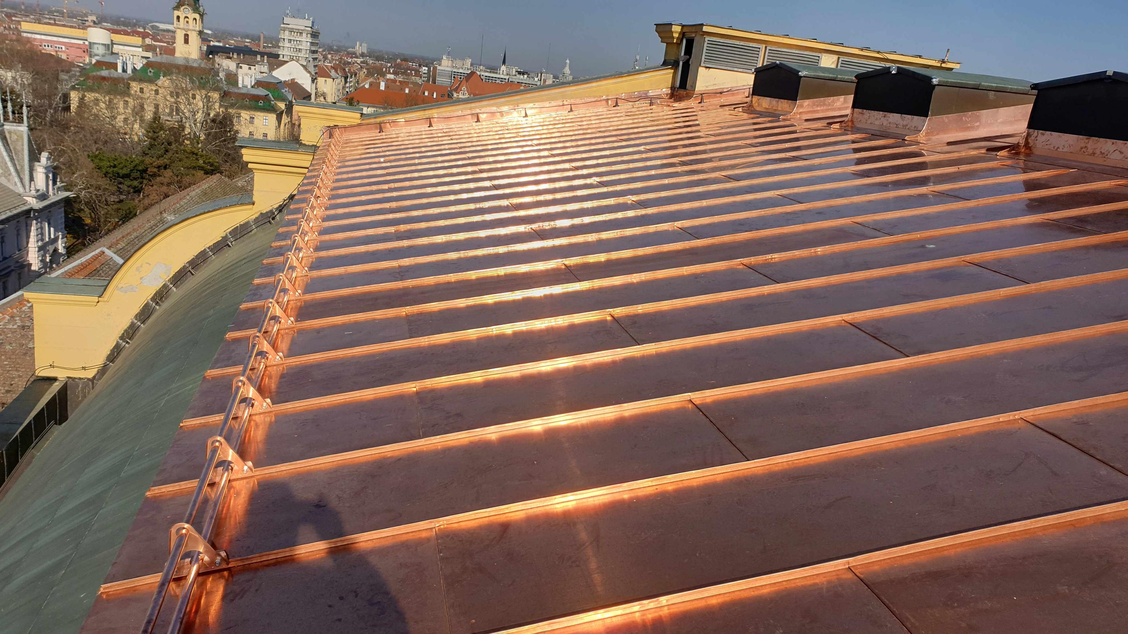 Kijavították a tetőszerkezetet hír képe Kijavították a tetőszerkezetet hír képe