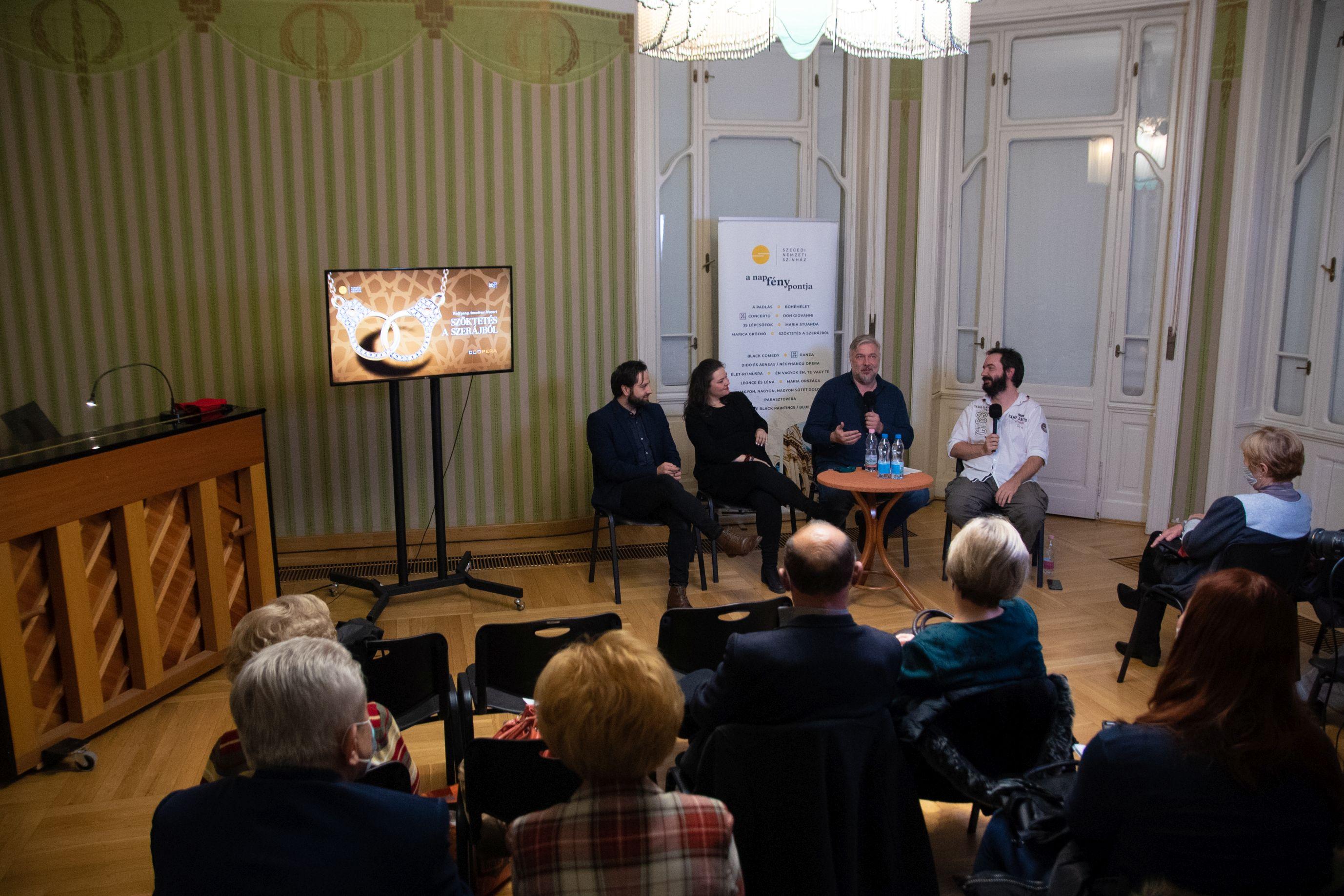 Különösen élvezetesnek ígérkezik a Szöktetés a szerájból vígopera 1 Különösen élvezetesnek ígérkezik a Szöktetés a szerájból vígopera 1