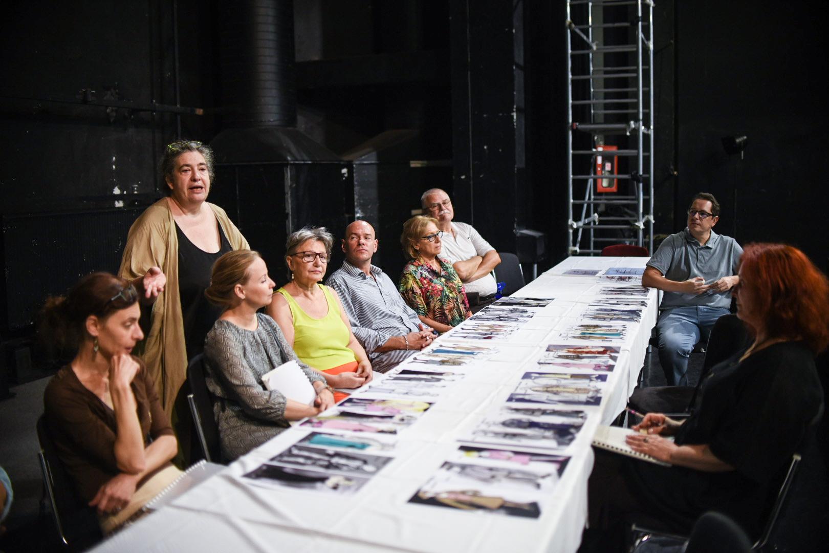 Macskajátékot rendez Szegeden Novák Eszter hír képe Macskajátékot rendez Szegeden Novák Eszter hír képe