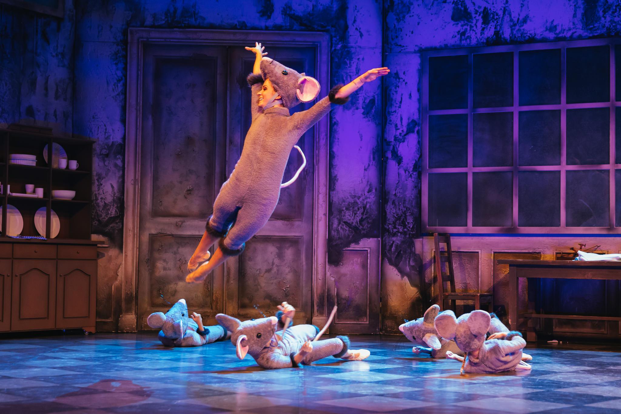 MESEBALETT MIKULÁSRA 3 MESEBALETT MIKULÁSRA 3