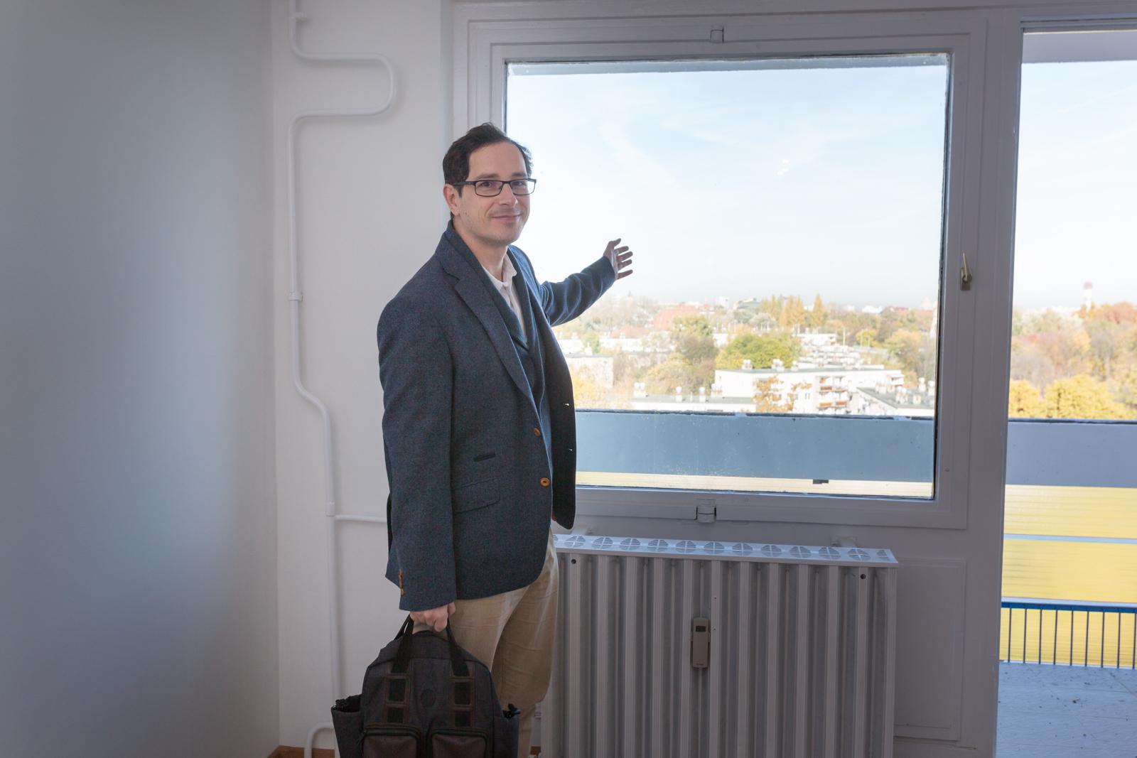 Öt felújított garzont vehetnek birtokba színészek 2 Öt felújított garzont vehetnek birtokba színészek 2