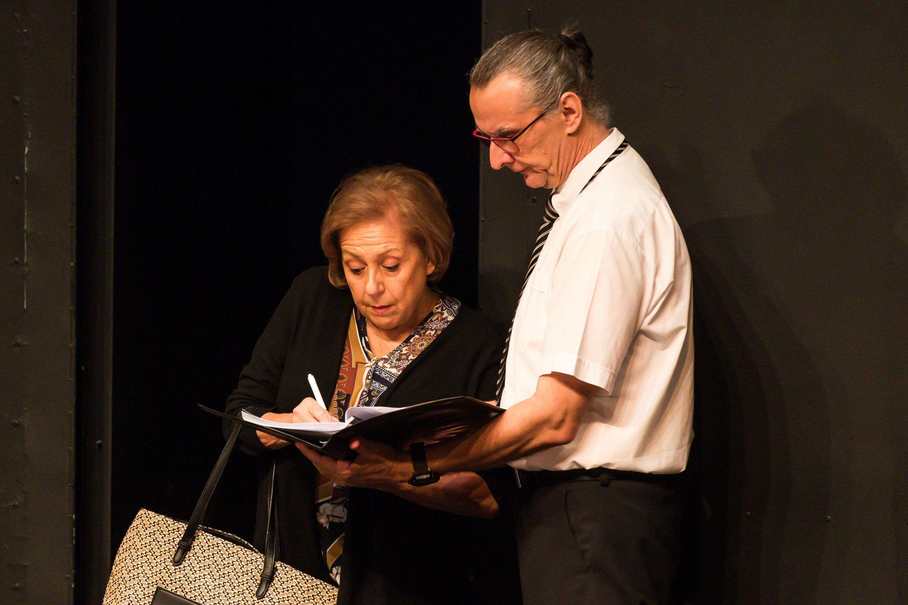 12 dühös ember 2 12 dühös ember 2