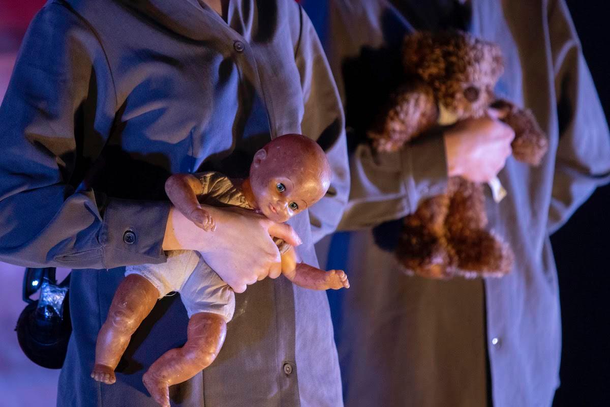 Ahogyan a víz tükrözi az arcot 1 Ahogyan a víz tükrözi az arcot 1