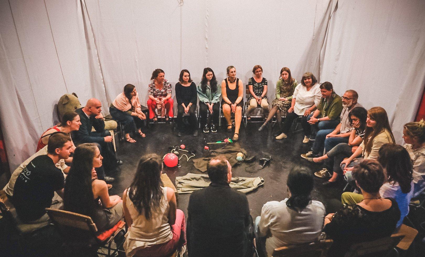 Ahogyan a víz tükrözi az arcot fotógaléria képe 4 Ahogyan a víz tükrözi az arcot fotógaléria képe 4