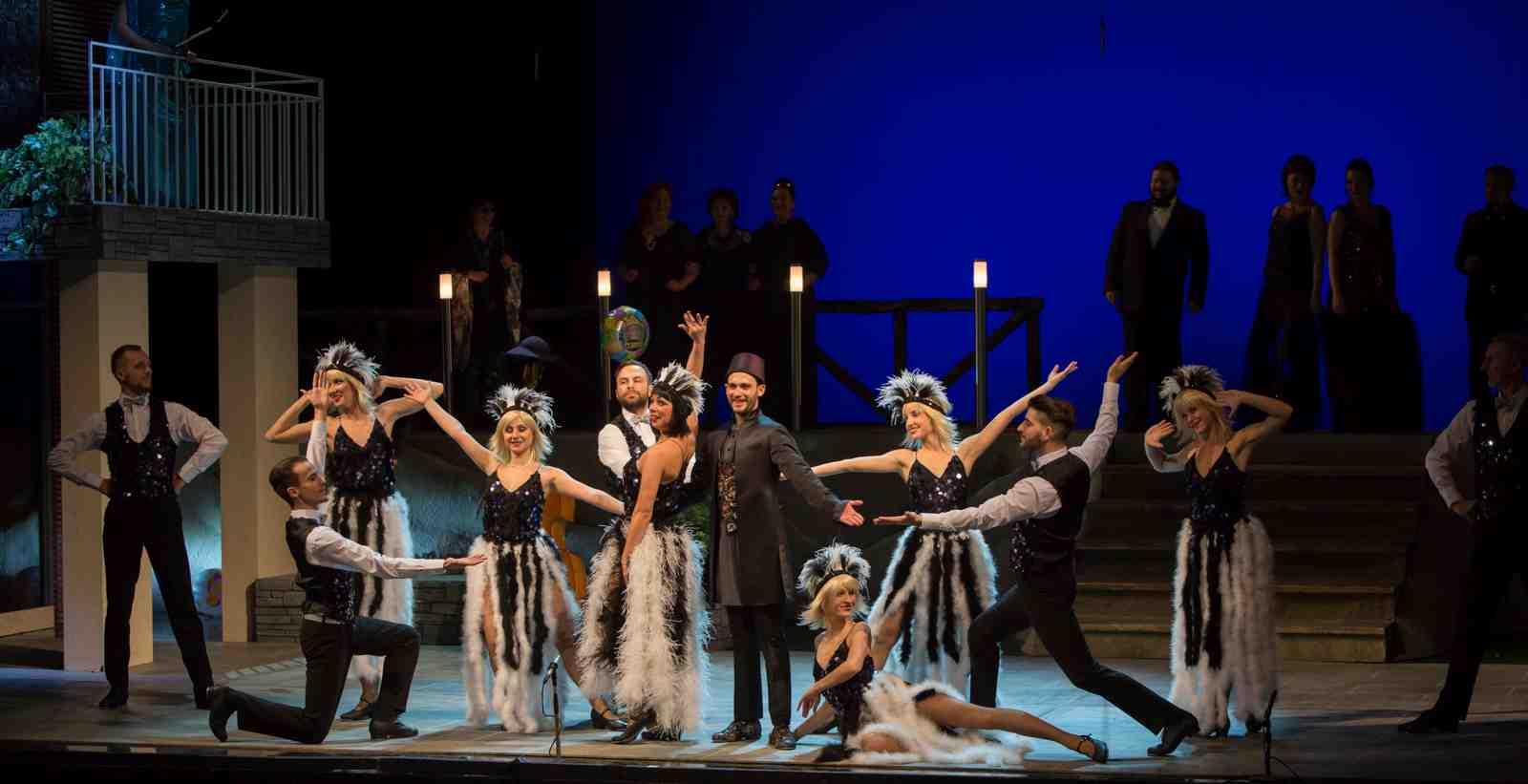 Bál a Savoyban 3 Bál a Savoyban 3