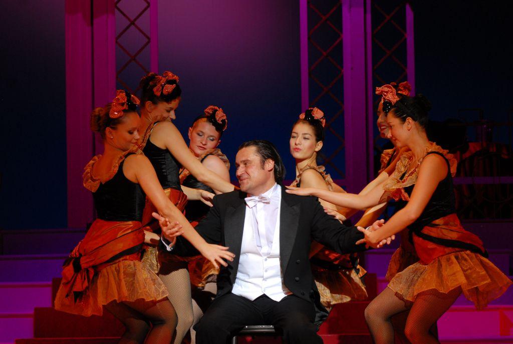 CSÁRDÁSKIRÁLYNŐ 2 CSÁRDÁSKIRÁLYNŐ 2