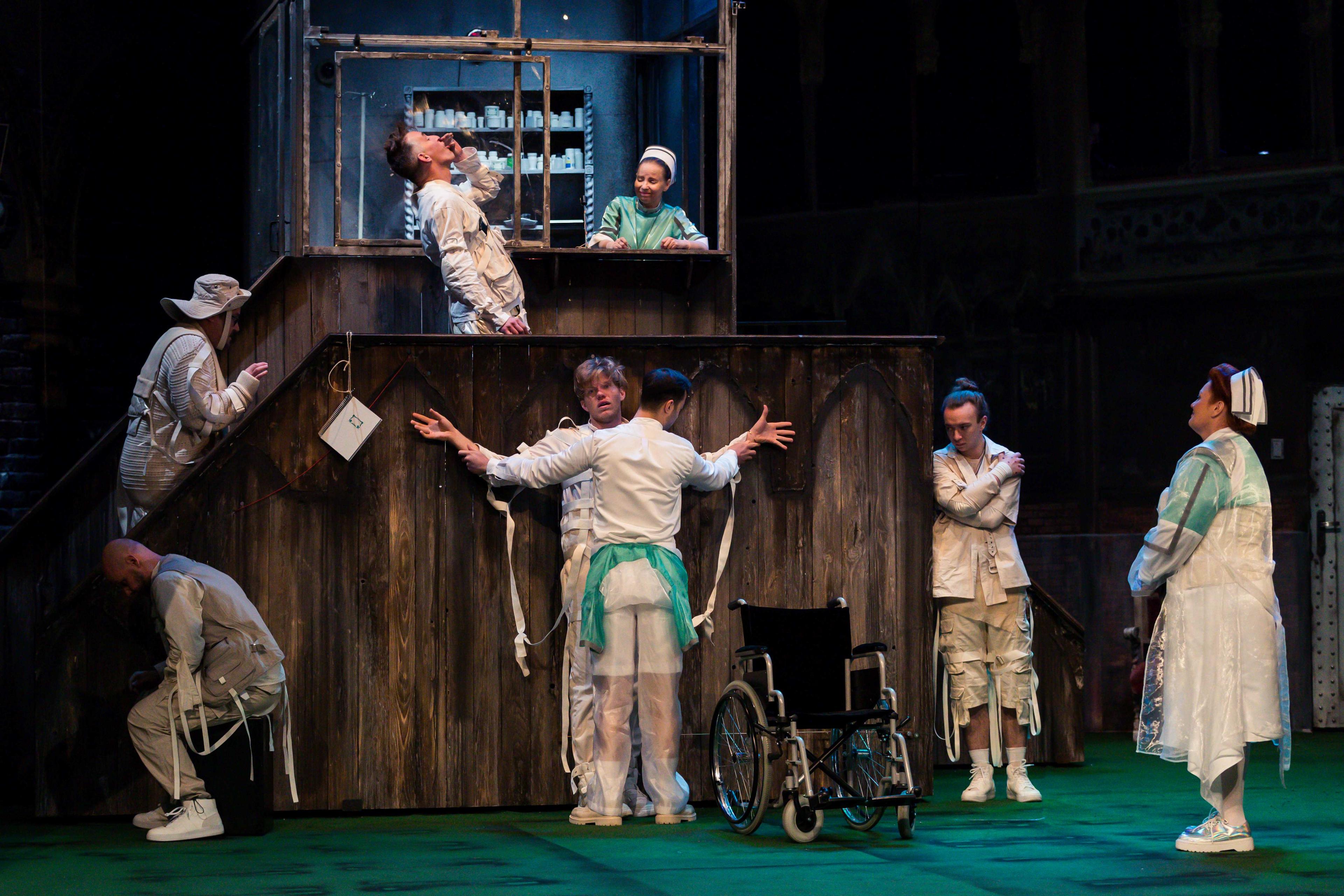 Kakukkfészek 2 Kakukkfészek 2