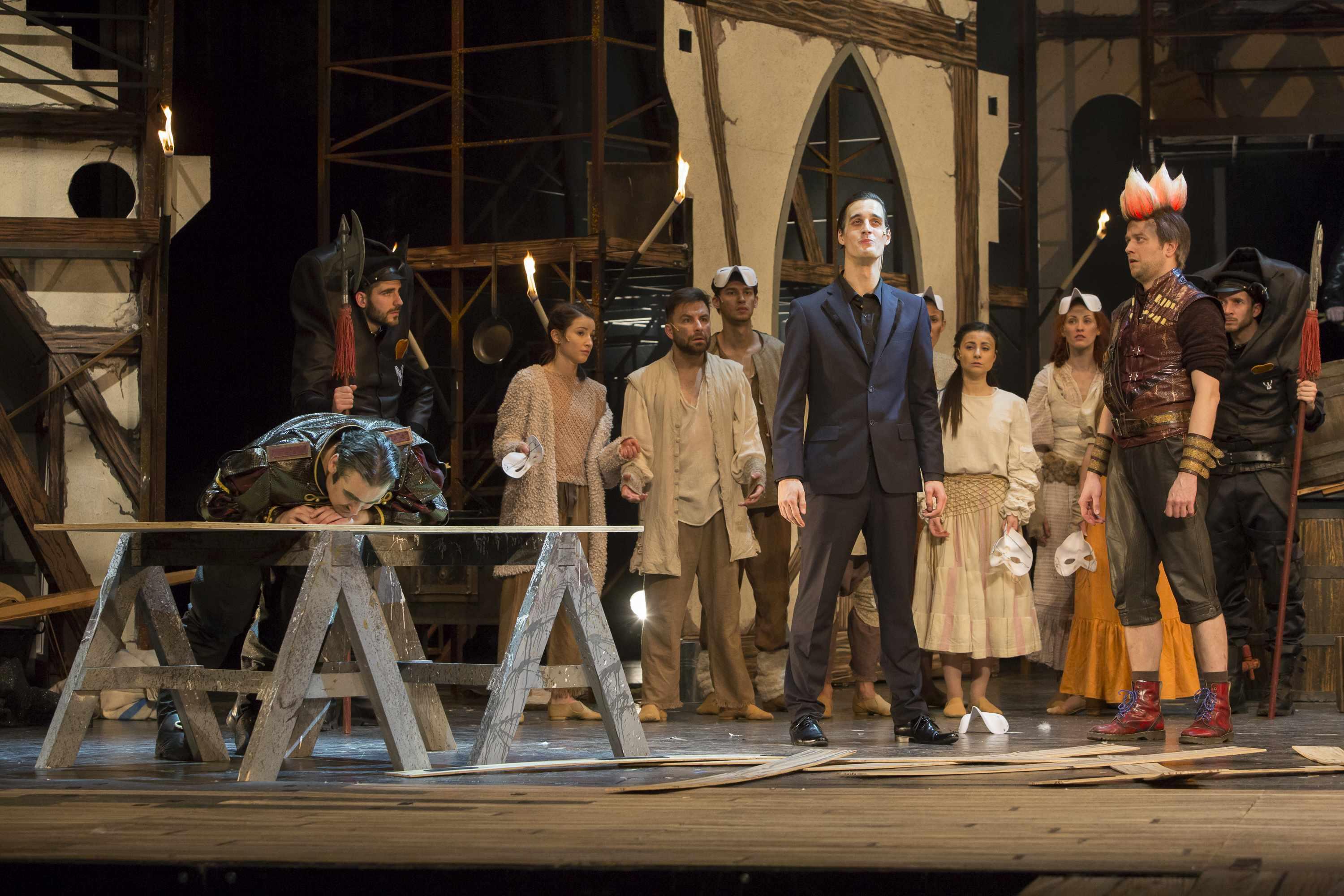 Lúdas Matyi (Matyi elszabadul, avagy sok lúd disznót győz) 1 Lúdas Matyi (Matyi elszabadul, avagy sok lúd disznót győz) 1