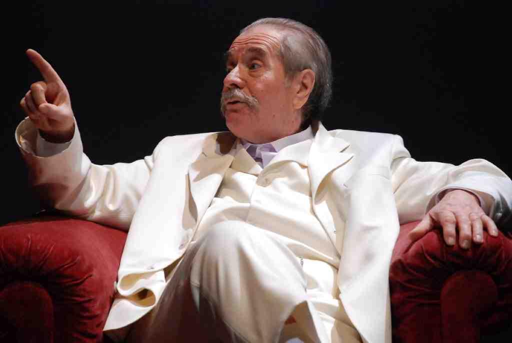 MIKSZÁTH KÜLÖNÖS HÁZASSÁGA 2 MIKSZÁTH KÜLÖNÖS HÁZASSÁGA 2