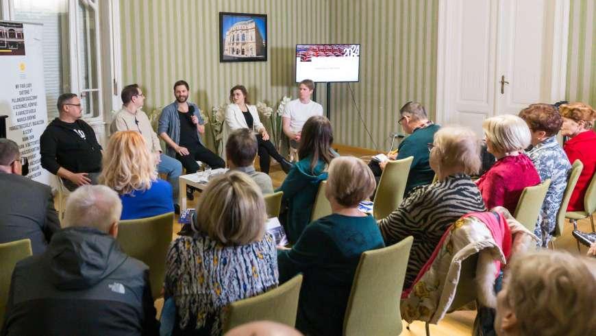 A KAUKÁZUSI KRÉTAKÖR KULISSZATITKAI: GRÚZ POLGÁRHÁBORÚ EGY FALUSI MŰVELŐDÉSI HÁZBAN hír képe A KAUKÁZUSI KRÉTAKÖR KULISSZATITKAI: GRÚZ POLGÁRHÁBORÚ EGY FALUSI MŰVELŐDÉSI HÁZBAN hír képe