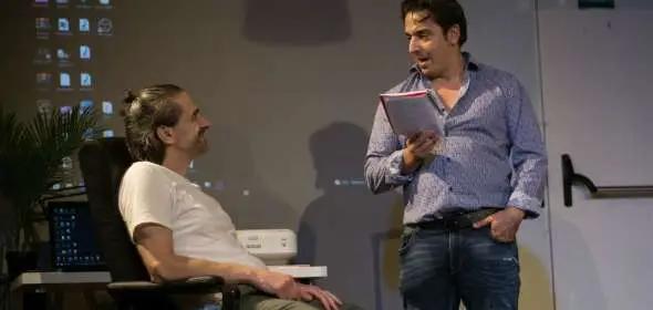 PÁNIK, AVAGY FÉRFIAK AZ IDEGÖSSZEOMLÁS SZÉLÉN 2 PÁNIK, AVAGY FÉRFIAK AZ IDEGÖSSZEOMLÁS SZÉLÉN 2