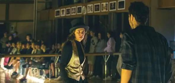 MINDEN EMBER HALANDÓ 3 MINDEN EMBER HALANDÓ 3